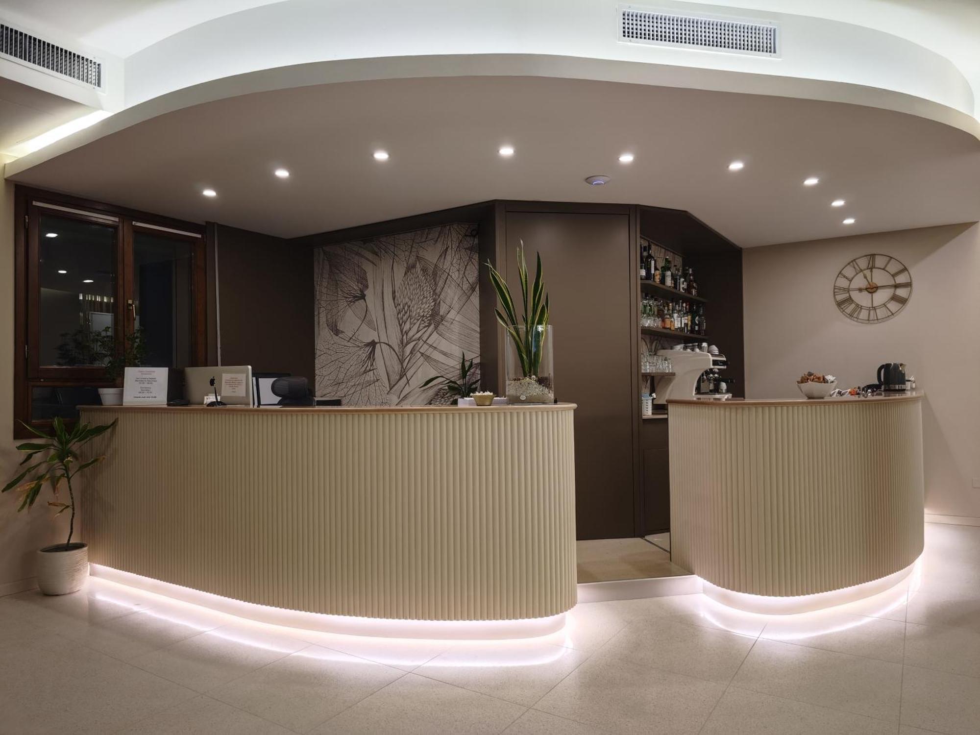 Albergo Grappolo D'oro Montebelluna Esterno foto