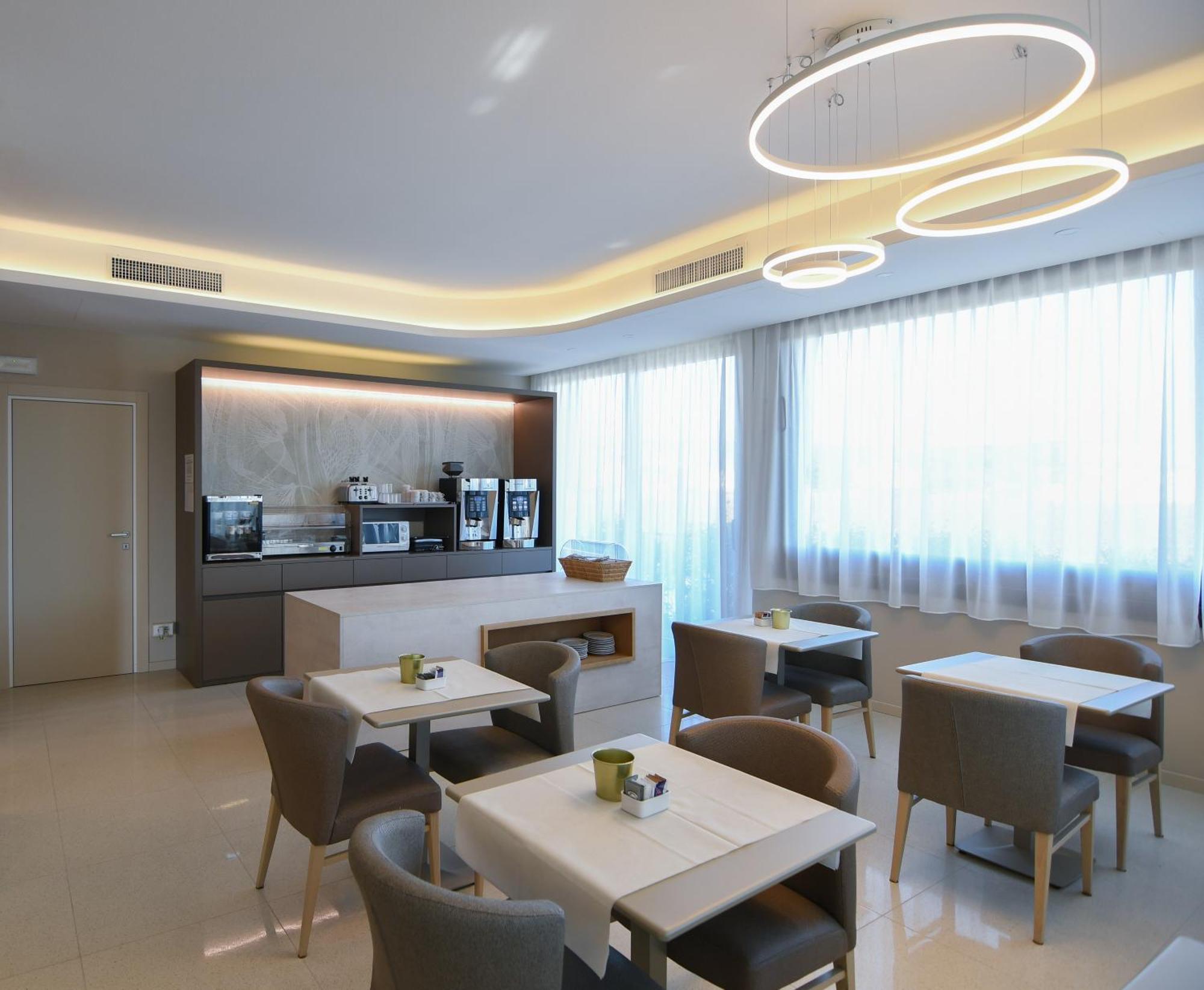 Albergo Grappolo D'oro Montebelluna Esterno foto