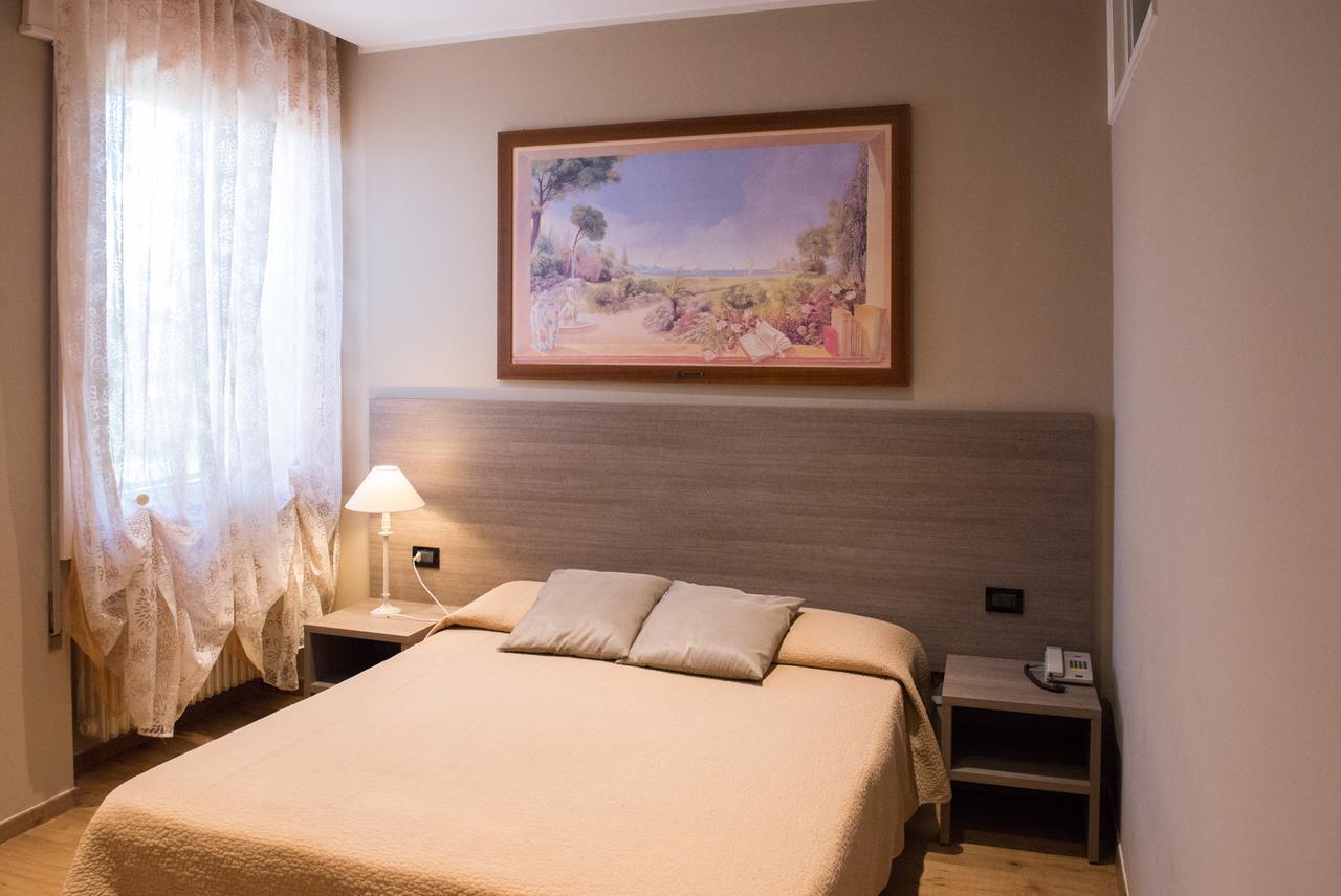 Albergo Grappolo D'oro Montebelluna Esterno foto